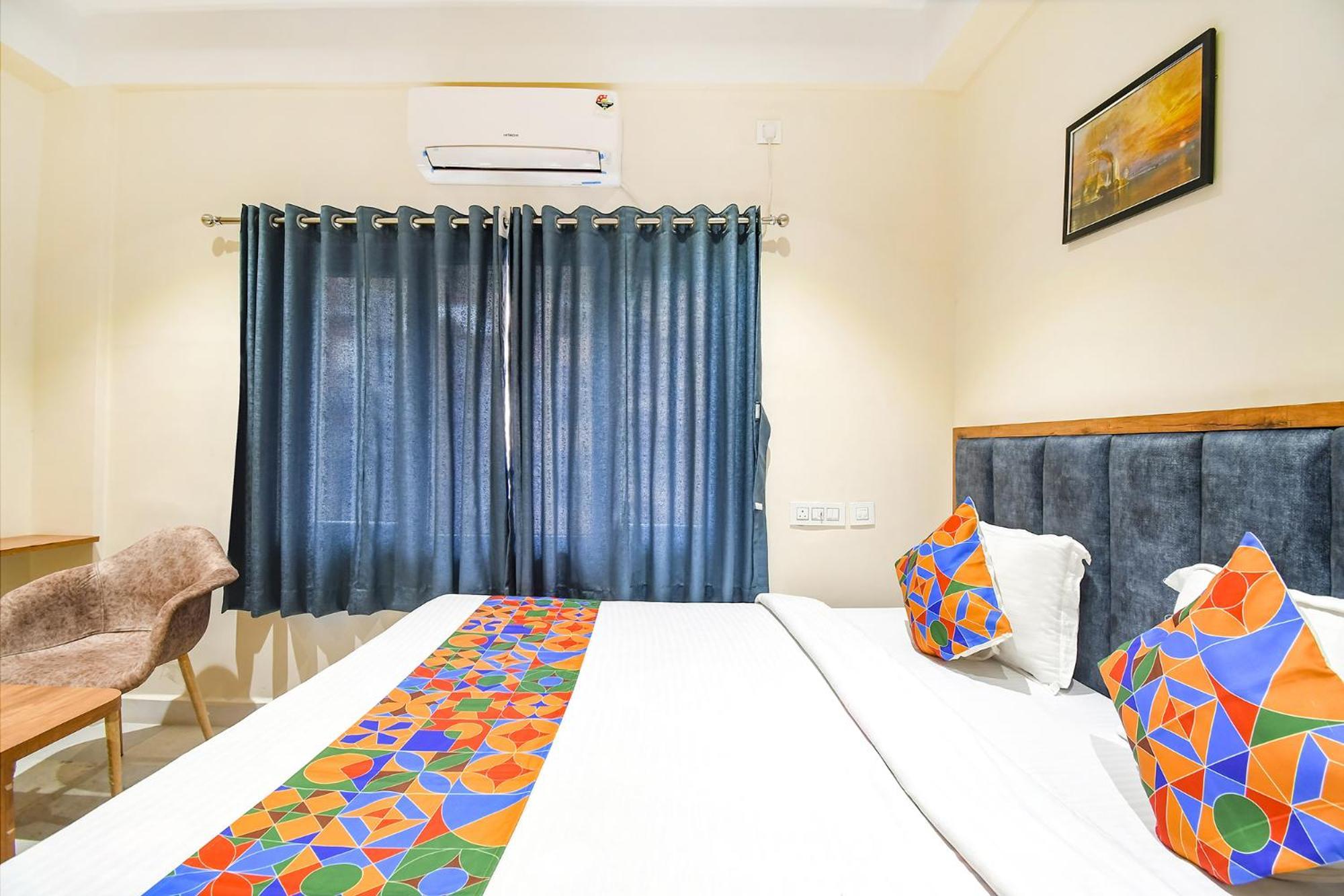 Fabhotel Prime The Golden Plaza - Nr Tarapith Temple 外观 照片