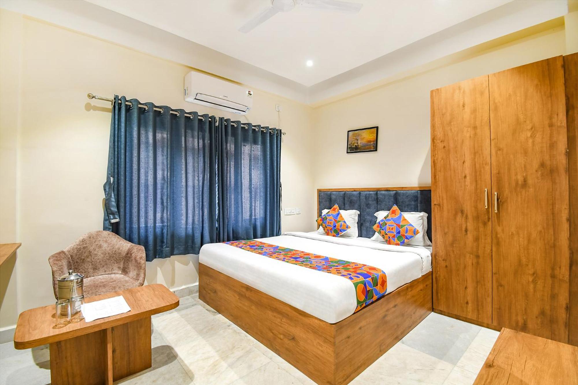 Fabhotel Prime The Golden Plaza - Nr Tarapith Temple 外观 照片